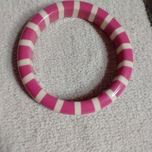 Pink and white bangle bracelet approx. 2.5